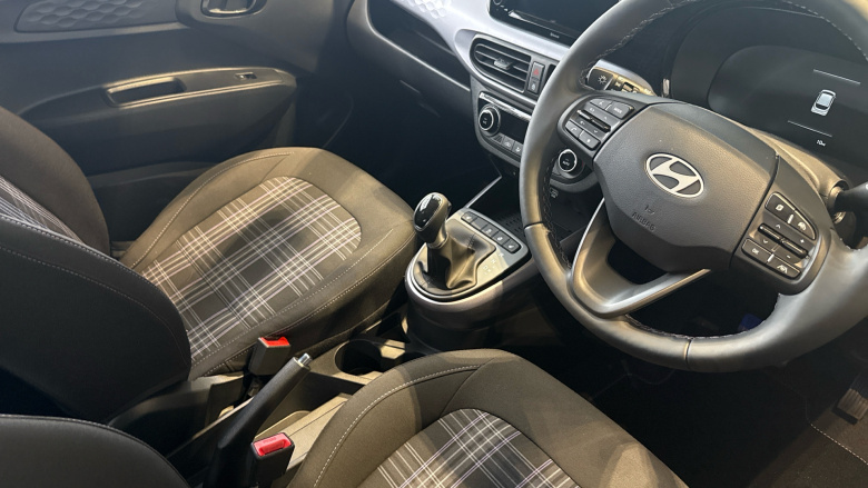 Hyundai i10 1.2 [79] Premium 5dr Auto [Nav] Petrol Hatchback